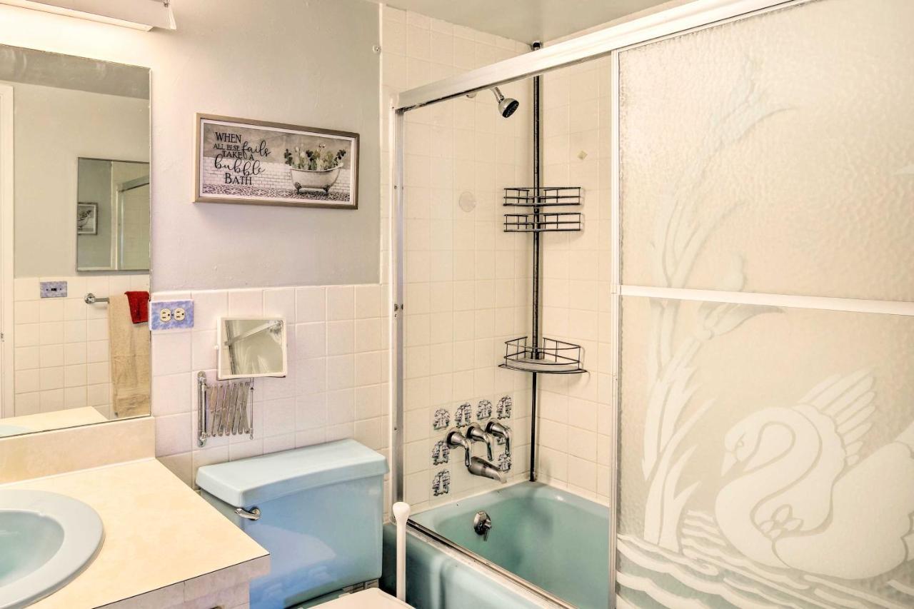 Pet-Friendly Satellite Beach Condo With Balcony! エクステリア 写真