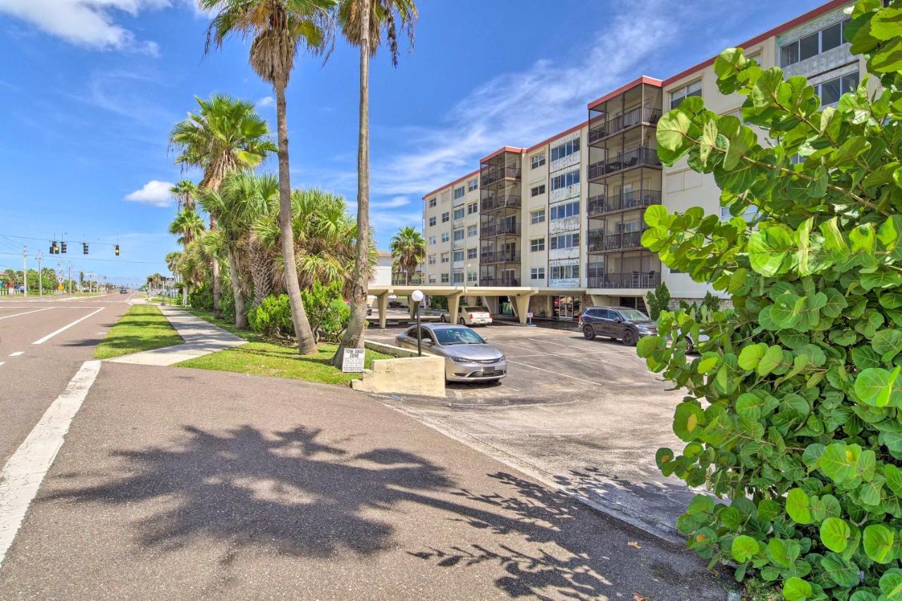 Pet-Friendly Satellite Beach Condo With Balcony! エクステリア 写真