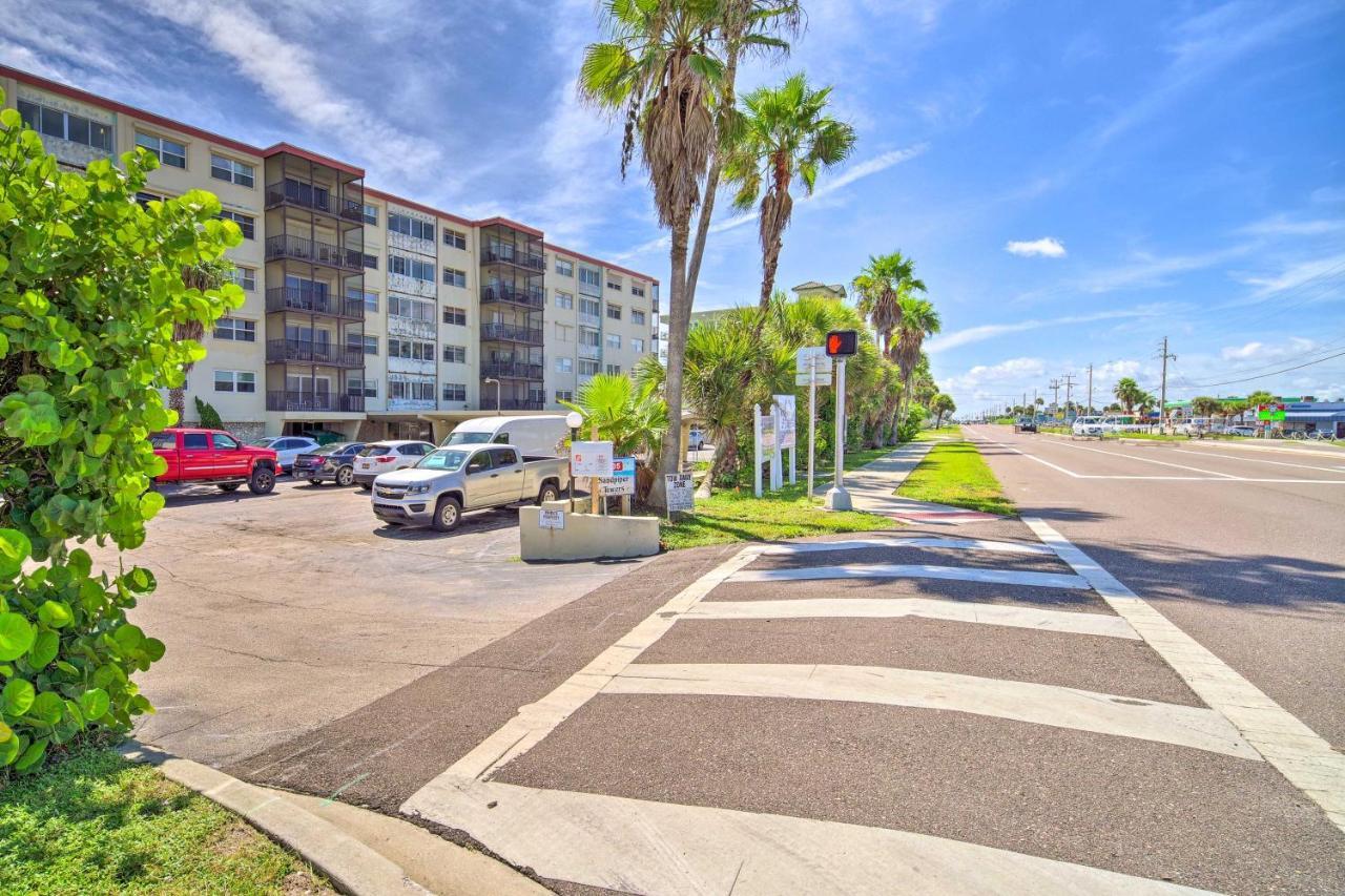 Pet-Friendly Satellite Beach Condo With Balcony! エクステリア 写真