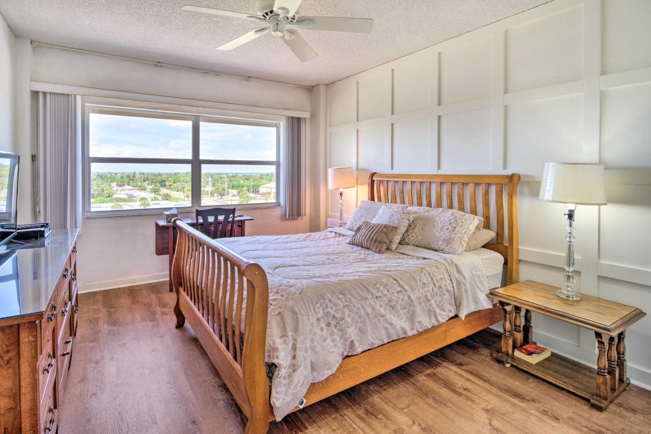 Pet-Friendly Satellite Beach Condo With Balcony! エクステリア 写真